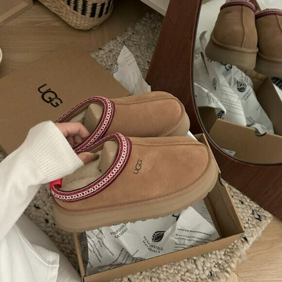 Women’s UGG Tasman slipper - Picture 2 of 8